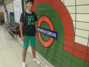 Piccadilly_circus[1]